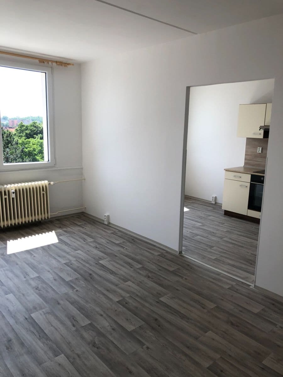 Pronájem bytu 3+1 60 m², Revoluční, Litoměřice, Ústecký kraj Pronájem bytu 3+1 60 m², Revoluční, Litoměřice, Ústecký kraj