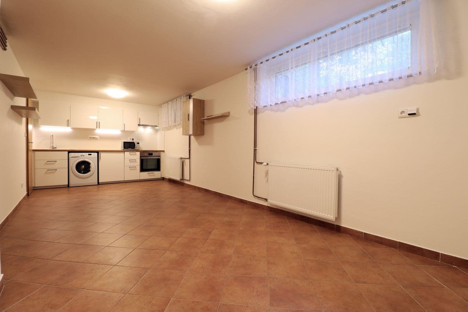 Pronájem bytu 1+kk 33 m², K náměstí, Praha, Praha Pronájem bytu 1+kk 33 m², K náměstí, Praha, Praha