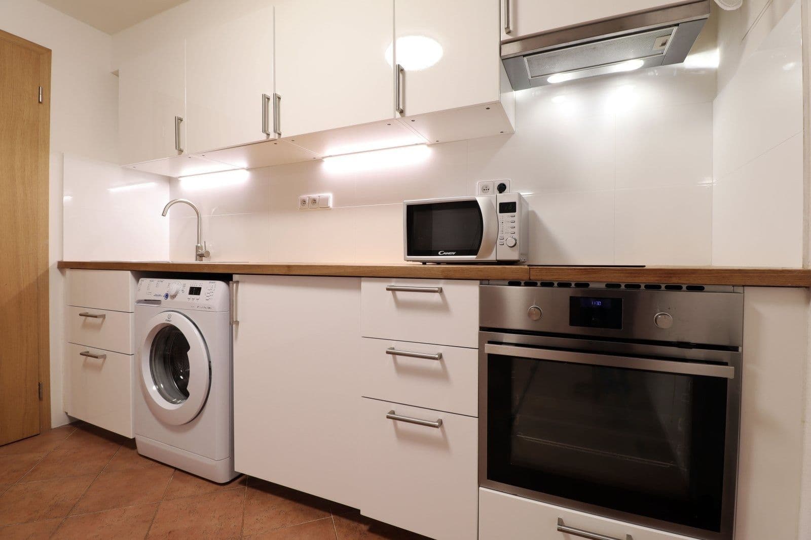 Pronájem bytu 1+kk 33 m², K náměstí, Praha, Praha Pronájem bytu 1+kk 33 m², K náměstí, Praha, Praha