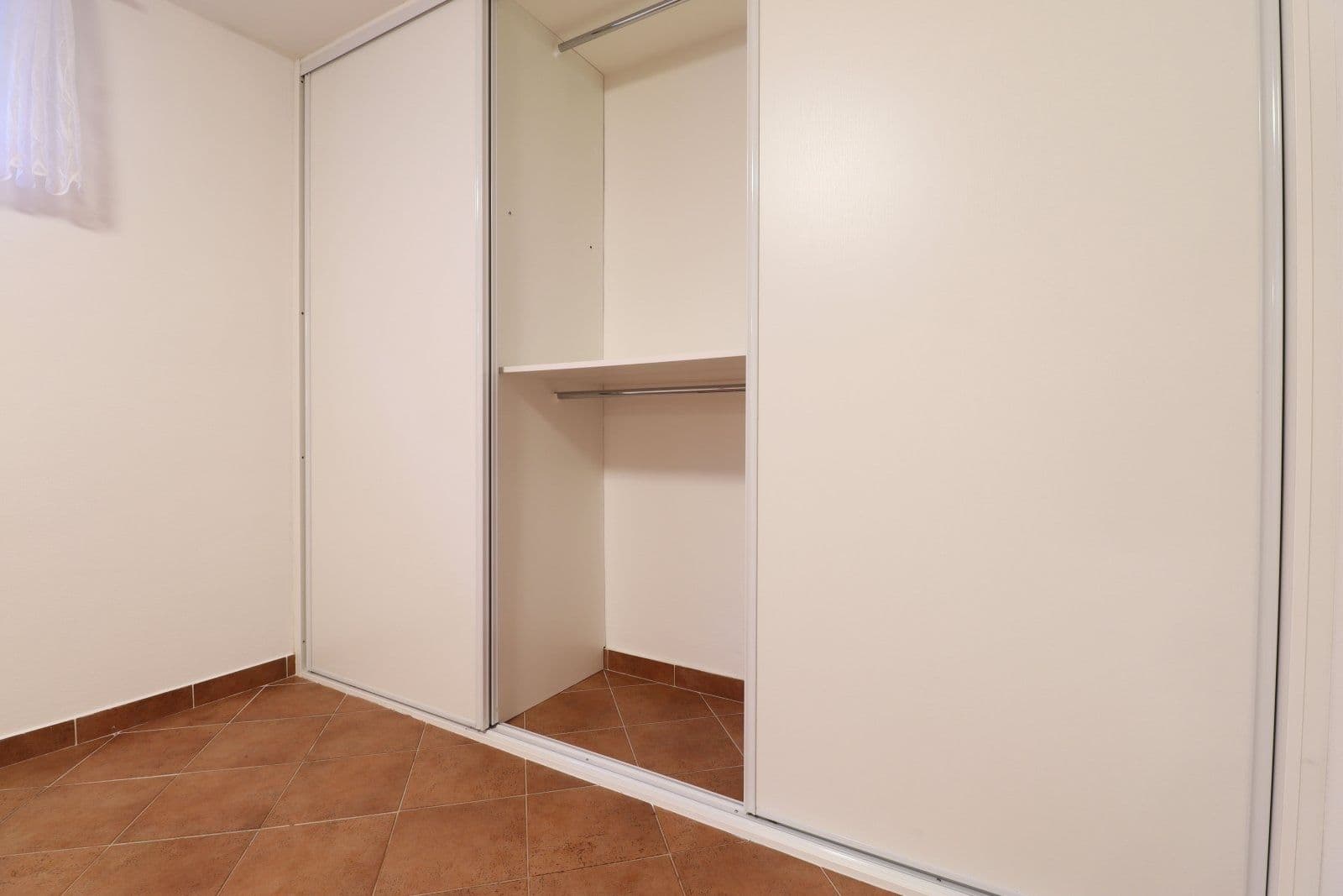 Pronájem bytu 1+kk 33 m², K náměstí, Praha, Praha Pronájem bytu 1+kk 33 m², K náměstí, Praha, Praha