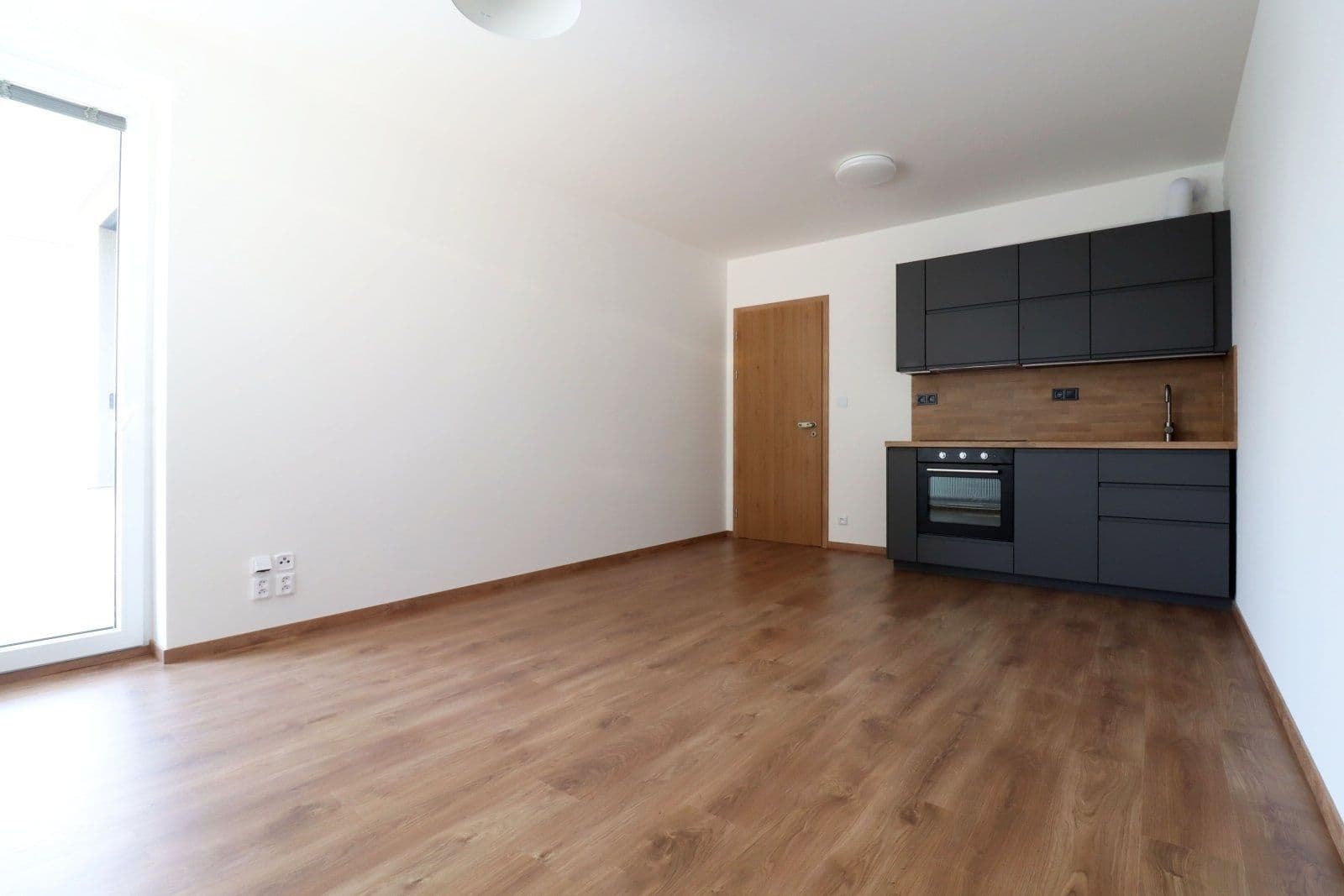 Pronájem bytu 2+kk 48 m², náměstí Olgy Scheinpflugové, Praha, Praha Pronájem bytu 2+kk 48 m², náměstí Olgy Scheinpflugové, Praha, Praha
