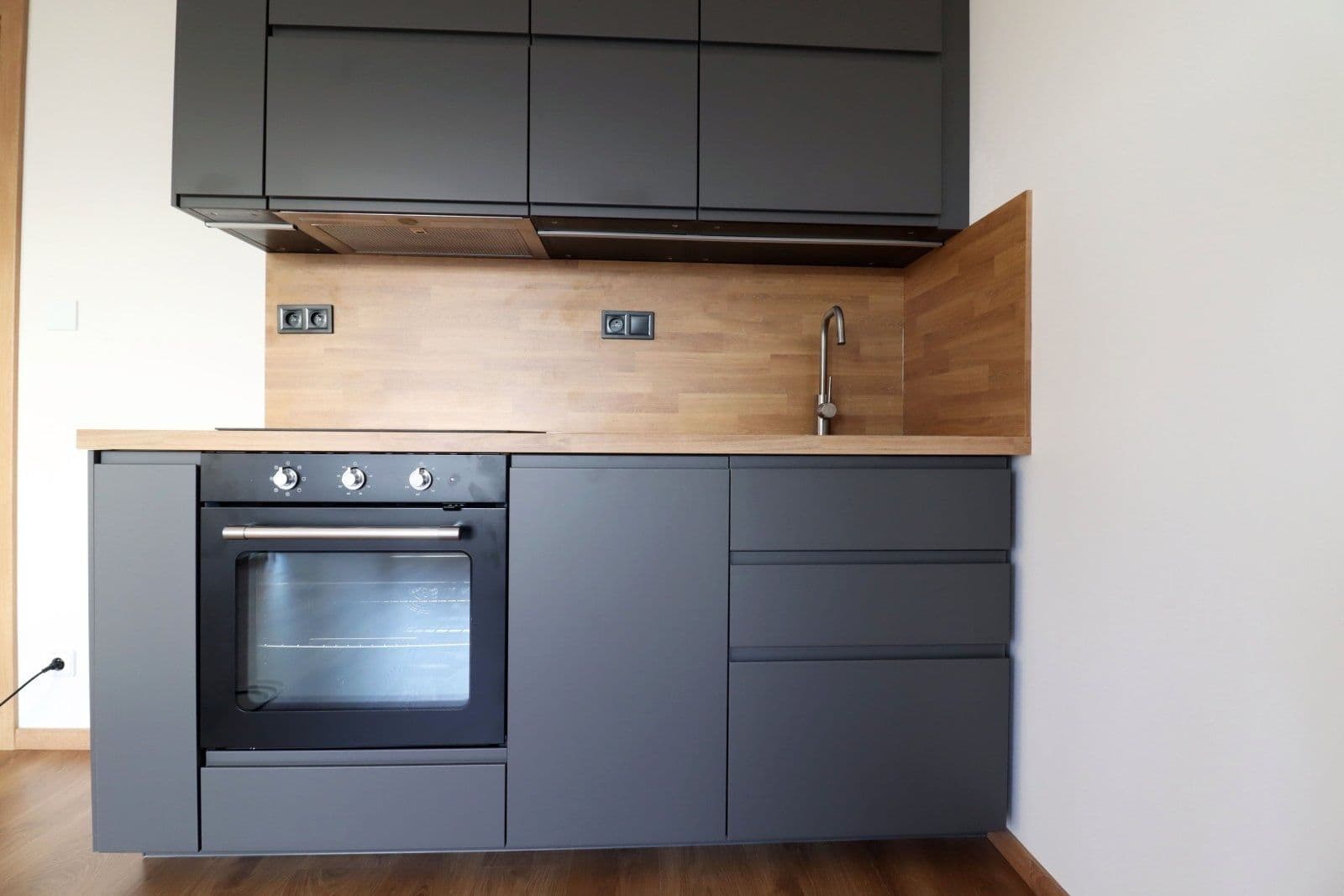Pronájem bytu 2+kk 48 m², náměstí Olgy Scheinpflugové, Praha, Praha Pronájem bytu 2+kk 48 m², náměstí Olgy Scheinpflugové, Praha, Praha