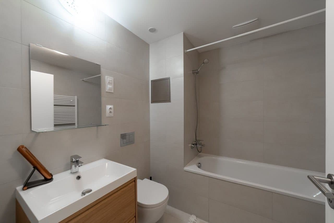 Pronájem bytu 1+kk 45 m², Zvěřinova, Praha, Praha Pronájem bytu 1+kk 45 m², Zvěřinova, Praha, Praha