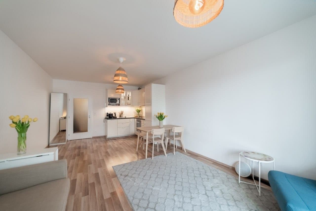 Pronájem bytu 1+kk 45 m², Zvěřinova, Praha, Praha Pronájem bytu 1+kk 45 m², Zvěřinova, Praha, Praha