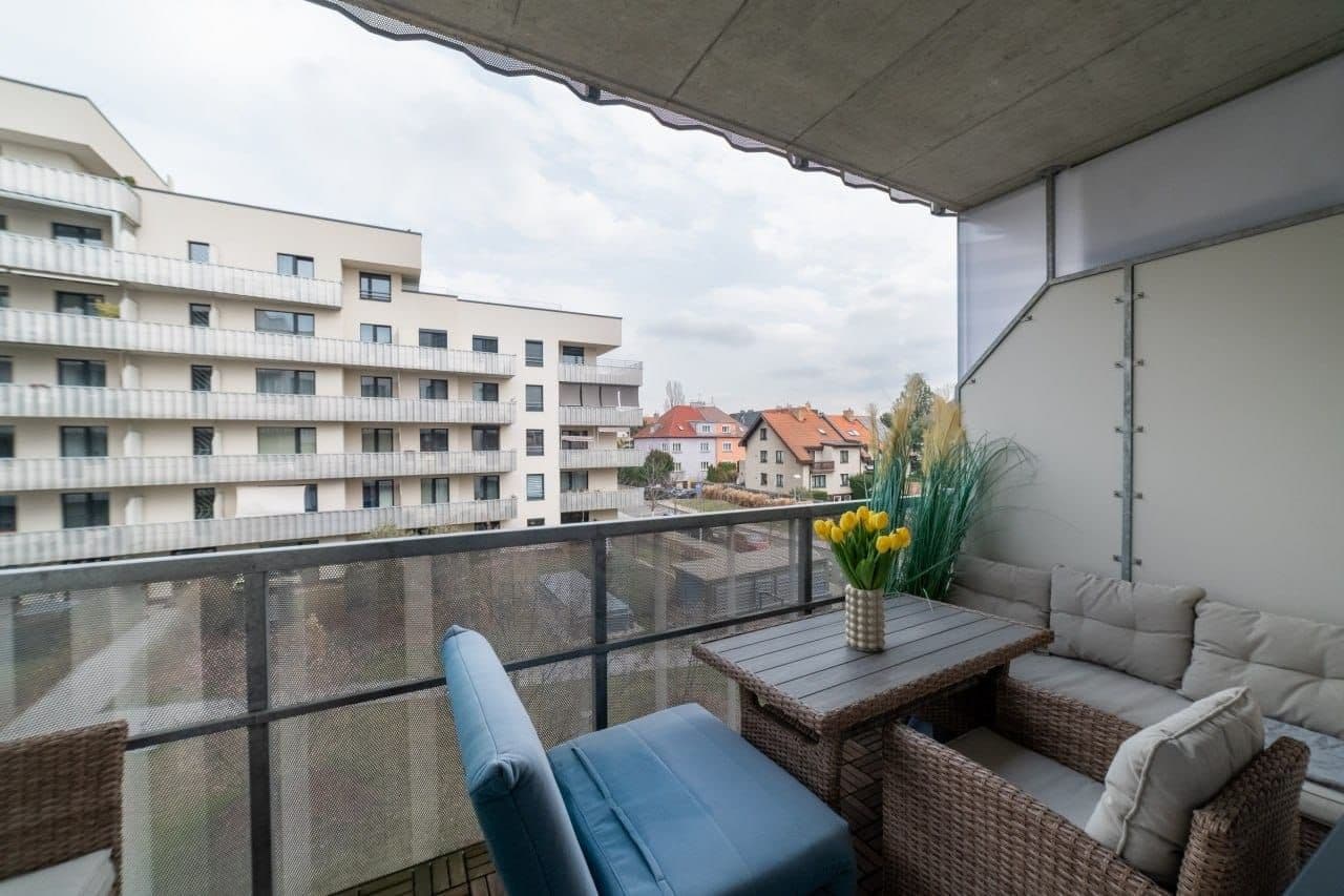 Pronájem bytu 1+kk 45 m², Zvěřinova, Praha, Praha Pronájem bytu 1+kk 45 m², Zvěřinova, Praha, Praha