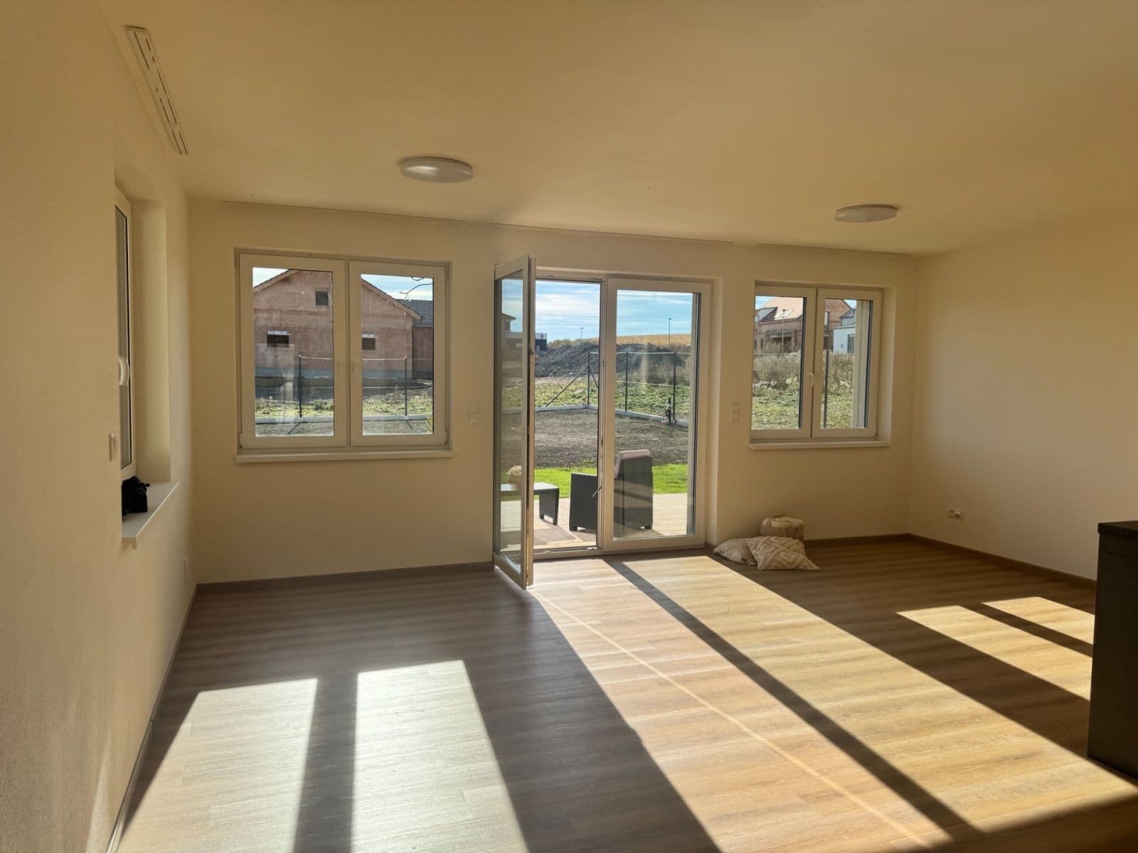 Pronájem domu 97 m², pozemek 241 m², Velké Pavlovice, Jihomoravský kraj Pronájem domu 97 m², pozemek 241 m², Velké Pavlovice, Jihomoravský kraj