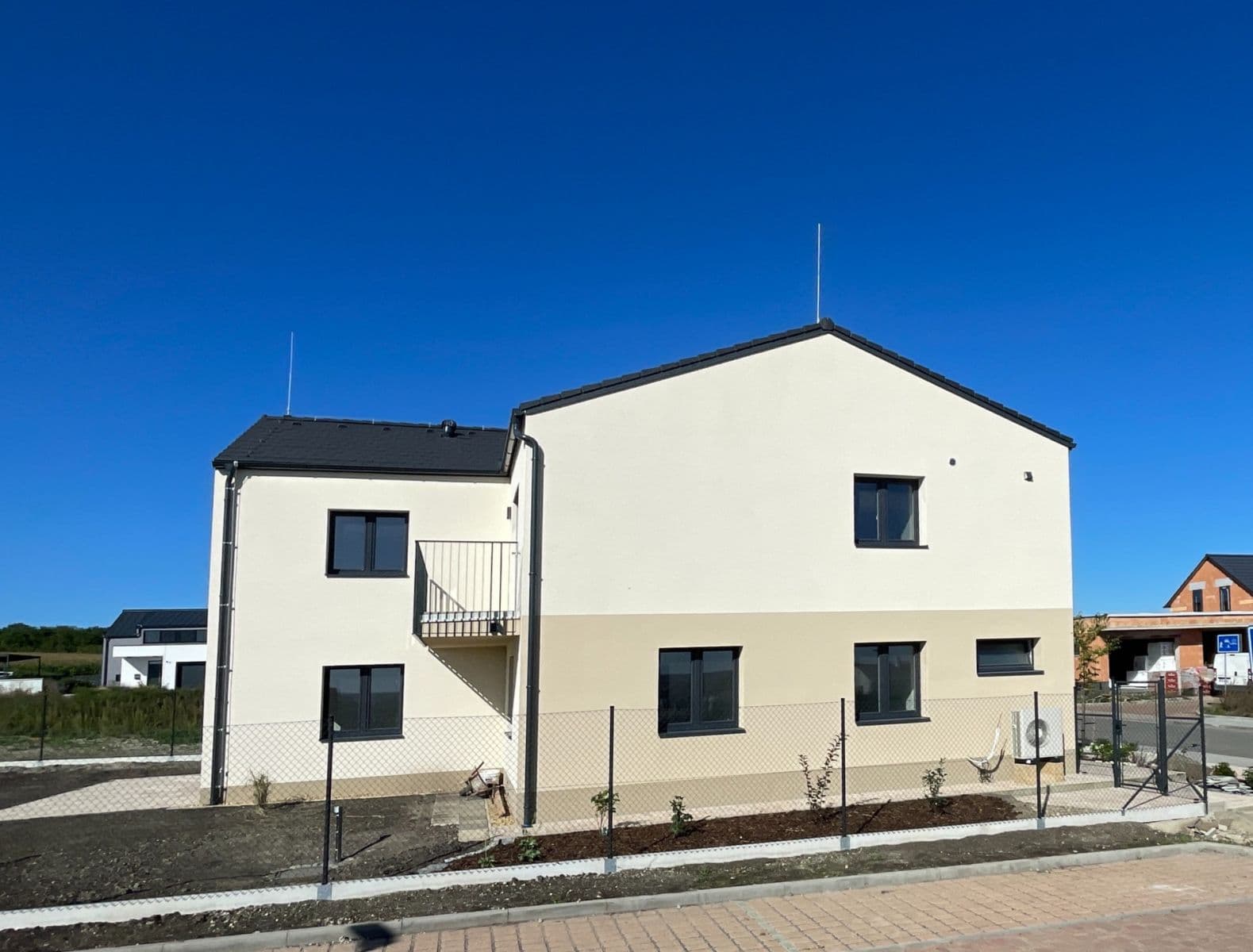 Pronájem domu 97 m², pozemek 241 m², Velké Pavlovice, Jihomoravský kraj Pronájem domu 97 m², pozemek 241 m², Velké Pavlovice, Jihomoravský kraj