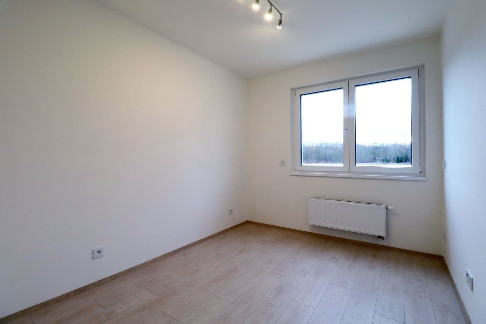 Pronájem bytu 2+kk 42 m², Františka Diviše, Praha, Praha Pronájem bytu 2+kk 42 m², Františka Diviše, Praha, Praha