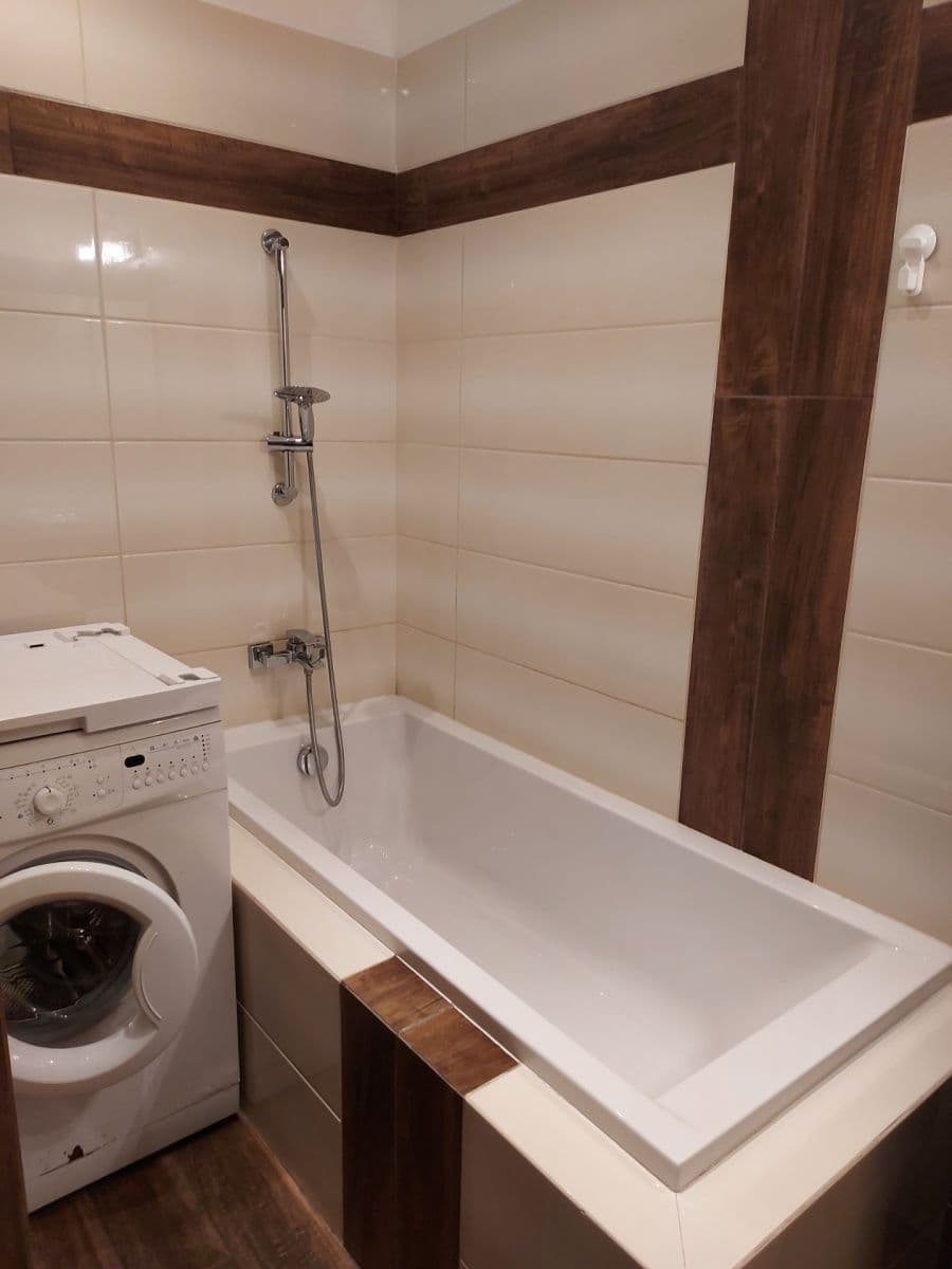 Pronájem bytu 2+kk 54 m², Hlavní třída, Ostrava, Moravskoslezský kraj Pronájem bytu 2+kk 54 m², Hlavní třída, Ostrava, Moravskoslezský kraj