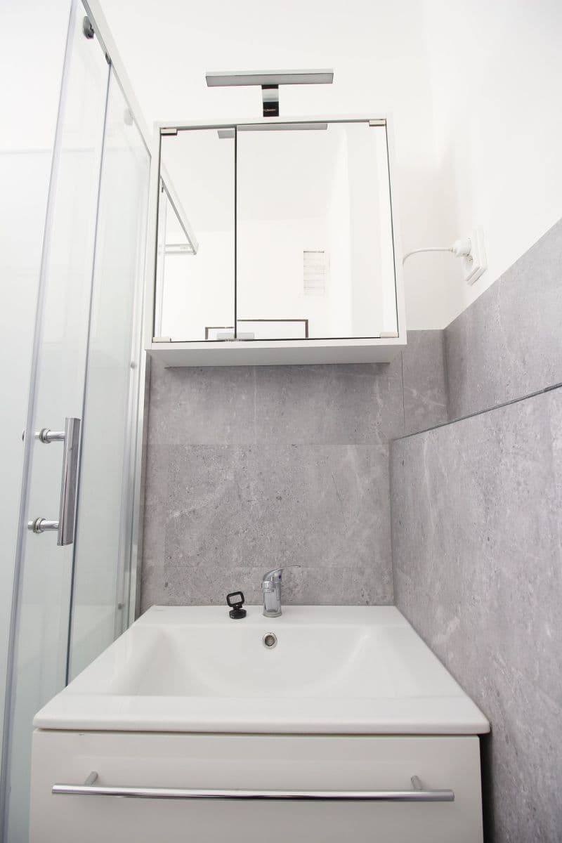 Pronájem bytu 4+1 85 m², Studentská, Poděbrady, Středočeský kraj Pronájem bytu 4+1 85 m², Studentská, Poděbrady, Středočeský kraj