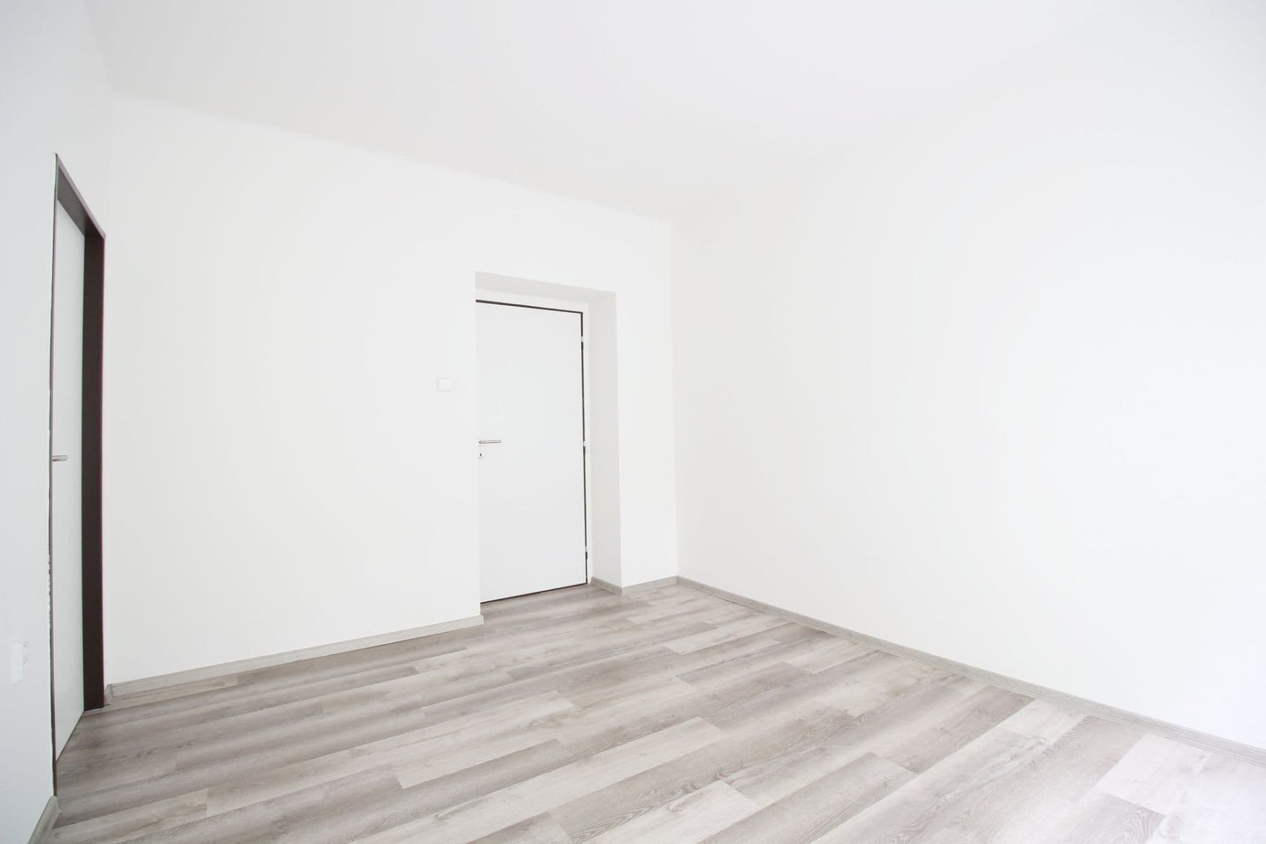 Pronájem bytu 4+1 85 m², Studentská, Poděbrady, Středočeský kraj Pronájem bytu 4+1 85 m², Studentská, Poděbrady, Středočeský kraj