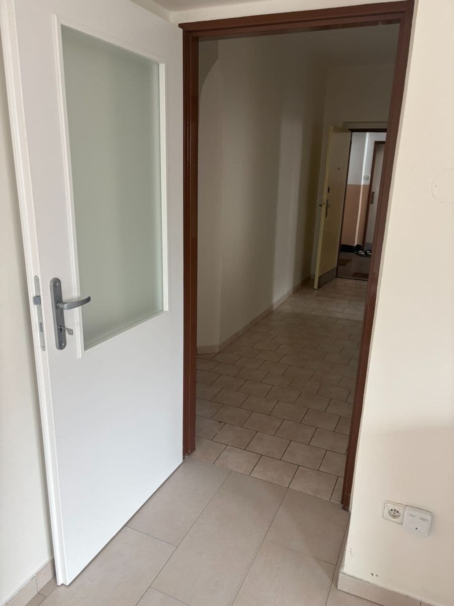 Pronájem bytu 3+1 90 m², Čs. armády, Žamberk, Pardubický kraj Pronájem bytu 3+1 90 m², Čs. armády, Žamberk, Pardubický kraj