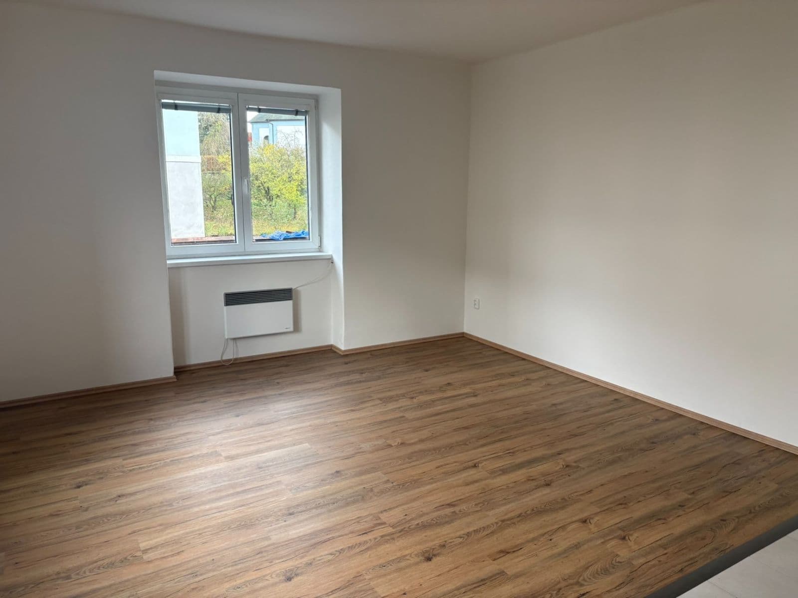 Pronájem bytu 3+1 90 m², Čs. armády, Žamberk, Pardubický kraj Pronájem bytu 3+1 90 m², Čs. armády, Žamberk, Pardubický kraj