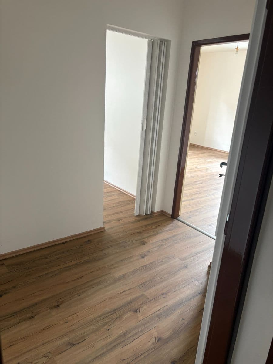 Pronájem bytu 3+1 90 m², Čs. armády, Žamberk, Pardubický kraj Pronájem bytu 3+1 90 m², Čs. armády, Žamberk, Pardubický kraj