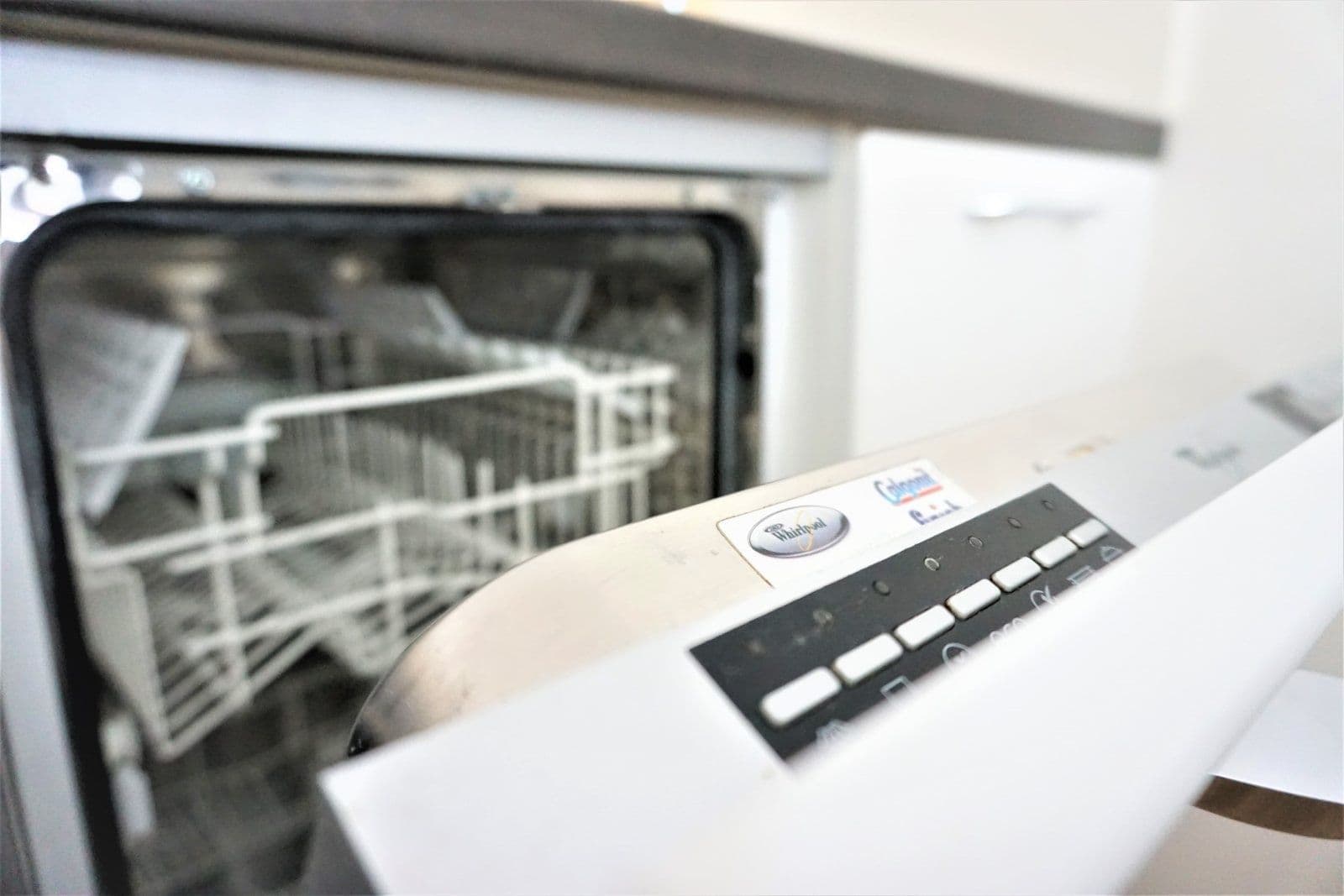 Pronájem bytu 1+kk 30 m², Milotická, Praha, Praha Pronájem bytu 1+kk 30 m², Milotická, Praha, Praha