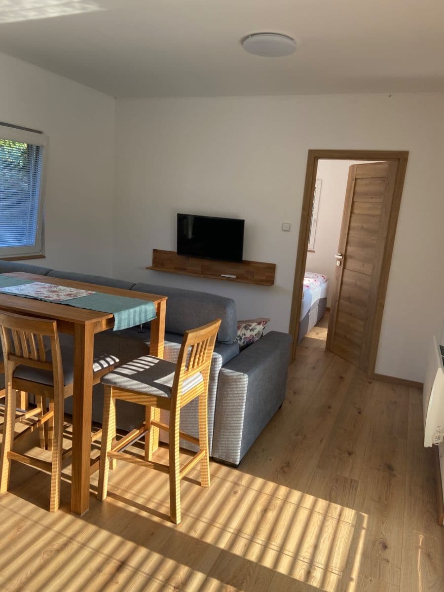 Pronájem domu 46 m², pozemek 120 m², Slapy, Středočeský kraj Pronájem domu 46 m², pozemek 120 m², Slapy, Středočeský kraj