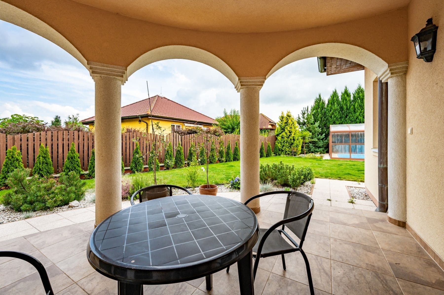 Prodej domu 674 m², pozemek 1.567 m², Vrcha II, Divišov, Středočeský kraj Prodej domu 674 m², pozemek 1.567 m², Vrcha II, Divišov, Středočeský kraj