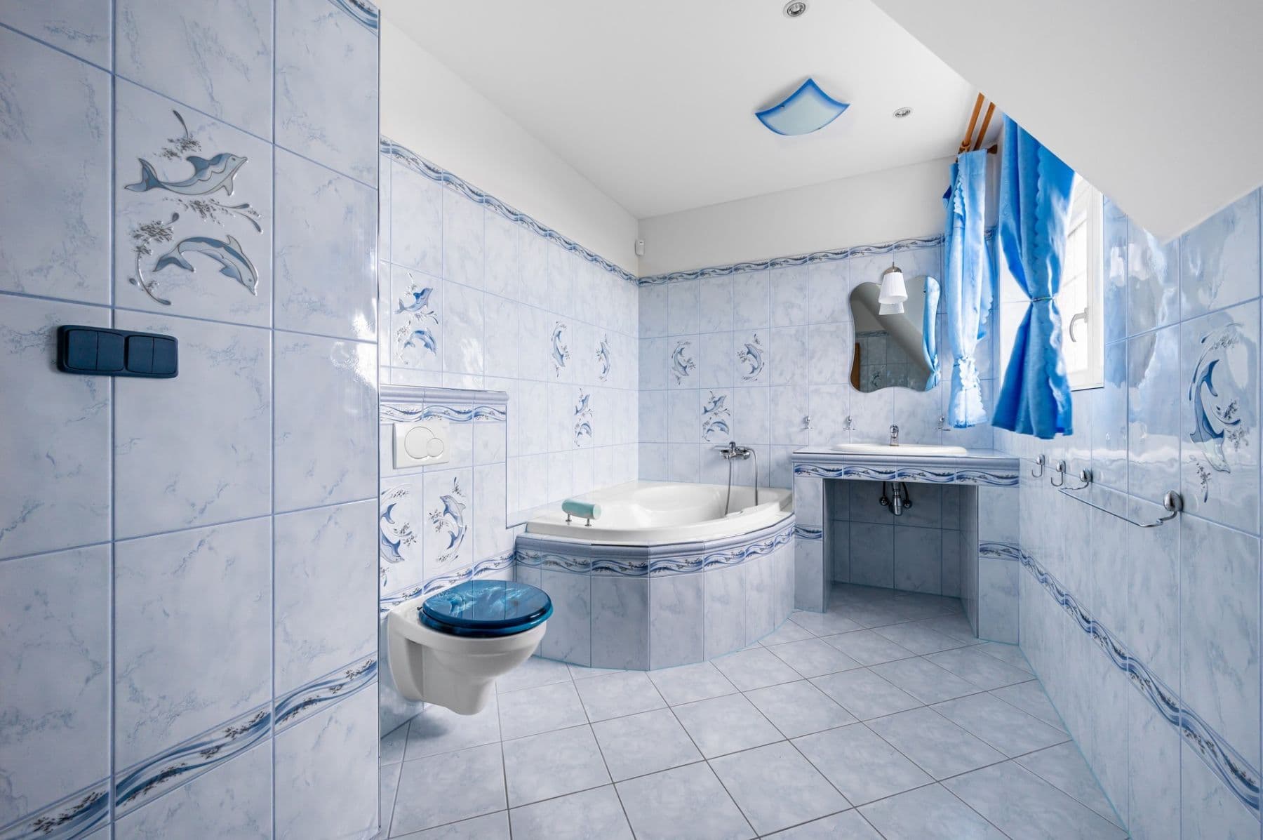 Prodej domu 674 m², pozemek 1.567 m², Vrcha II, Divišov, Středočeský kraj Prodej domu 674 m², pozemek 1.567 m², Vrcha II, Divišov, Středočeský kraj