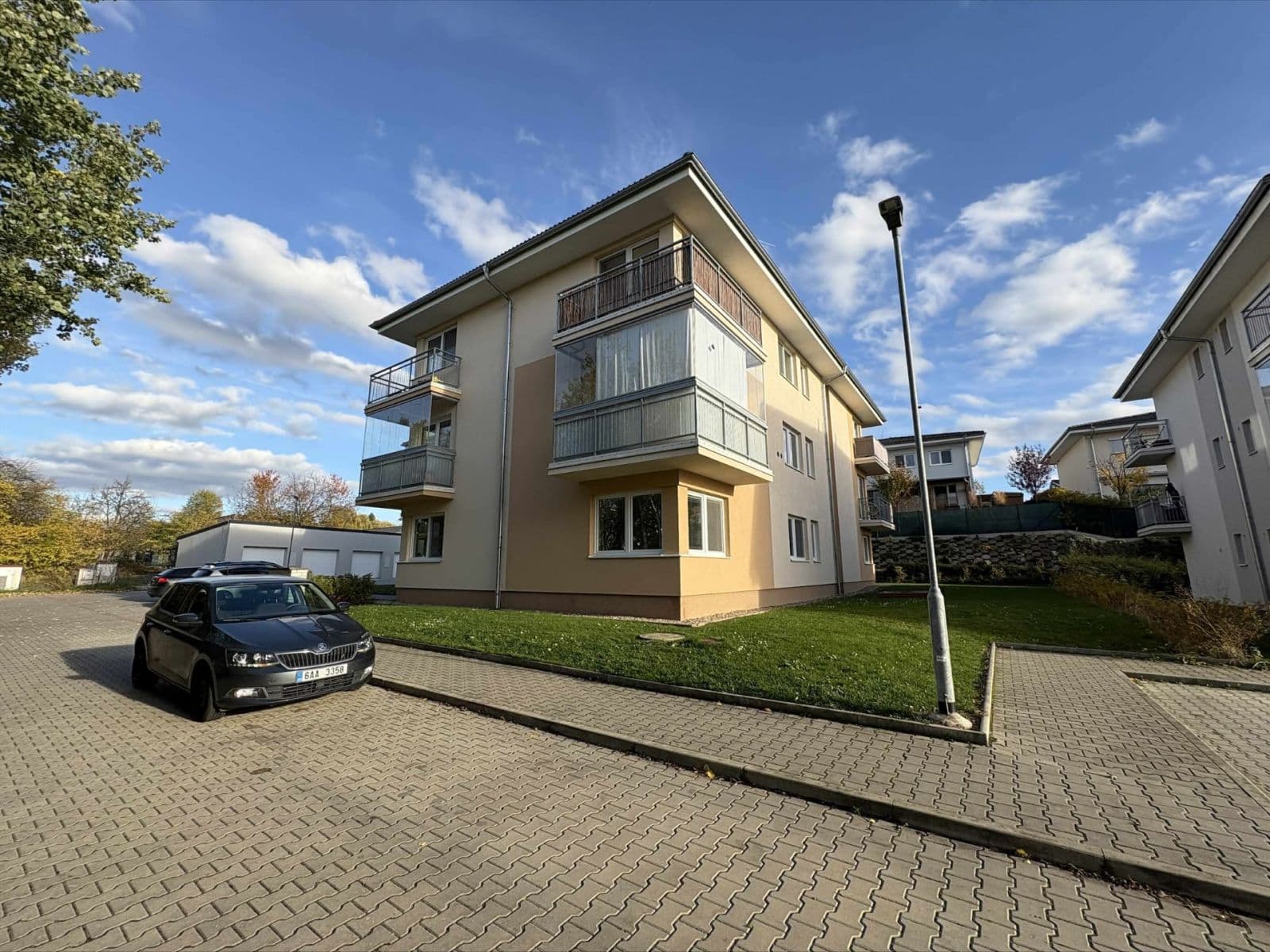 Prodej bytu 3+kk 95 m², Souběžná, Kralupy nad Vltavou, Středočeský kraj Prodej bytu 3+kk 95 m², Souběžná, Kralupy nad Vltavou, Středočeský kraj