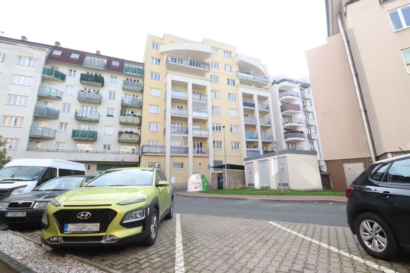 Pronájem bytu 3+kk 86 m², Lipnická, Praha, Praha Pronájem bytu 3+kk 86 m², Lipnická, Praha, Praha