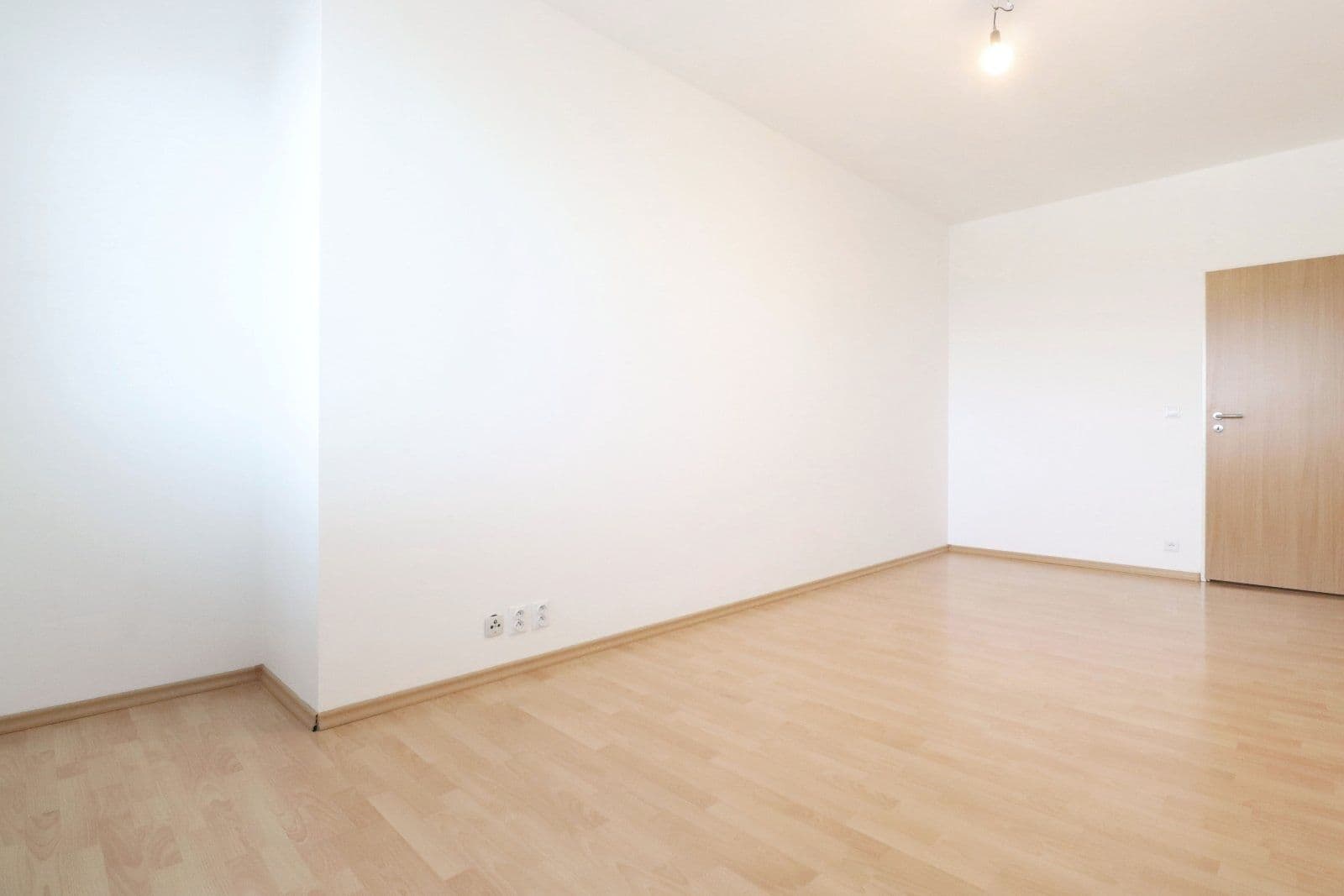 Pronájem bytu 3+kk 86 m², Lipnická, Praha, Praha Pronájem bytu 3+kk 86 m², Lipnická, Praha, Praha