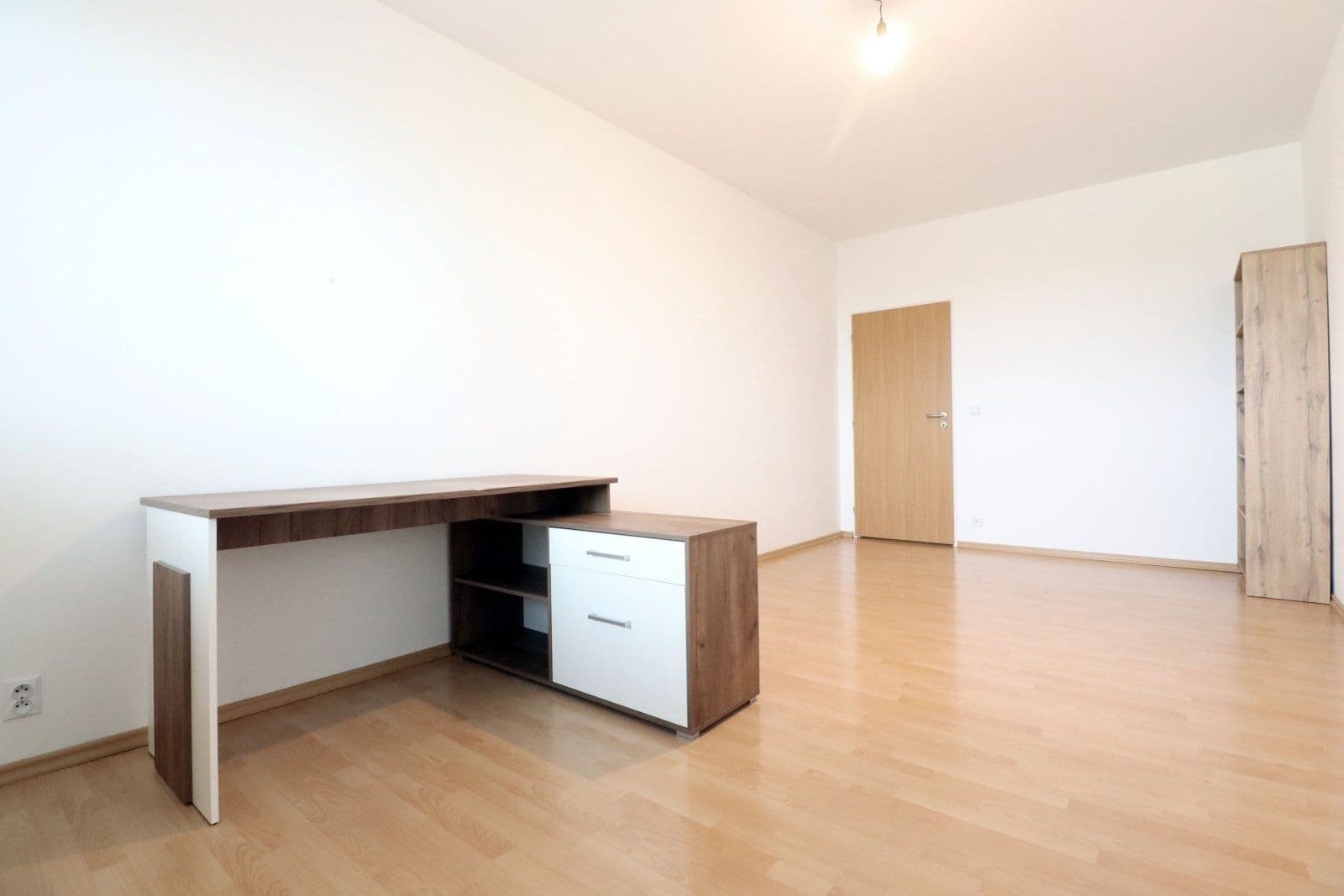 Pronájem bytu 3+kk 86 m², Lipnická, Praha, Praha Pronájem bytu 3+kk 86 m², Lipnická, Praha, Praha