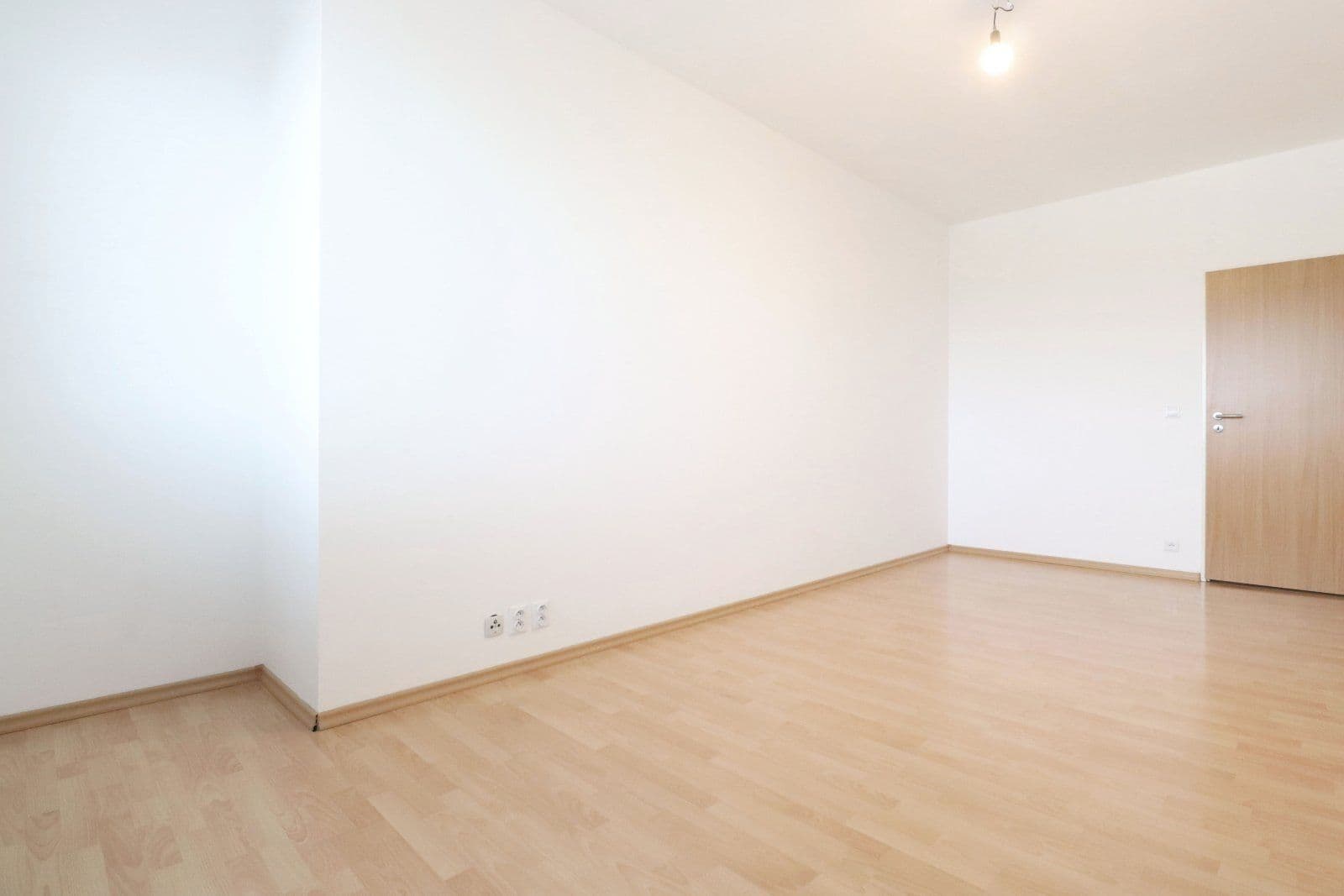 Pronájem bytu 3+kk 86 m², Lipnická, Praha, Praha Pronájem bytu 3+kk 86 m², Lipnická, Praha, Praha
