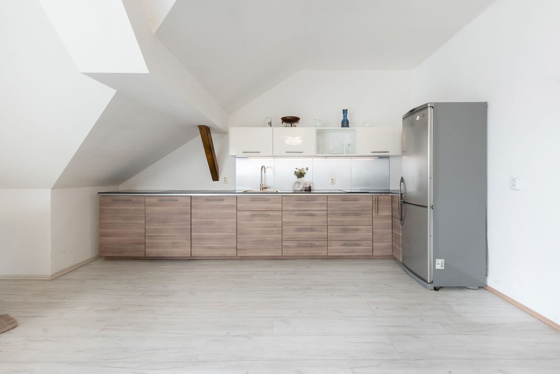 Prodej bytu 2+kk 111 m², Ječná, Praha, Praha Prodej bytu 2+kk 111 m², Ječná, Praha, Praha