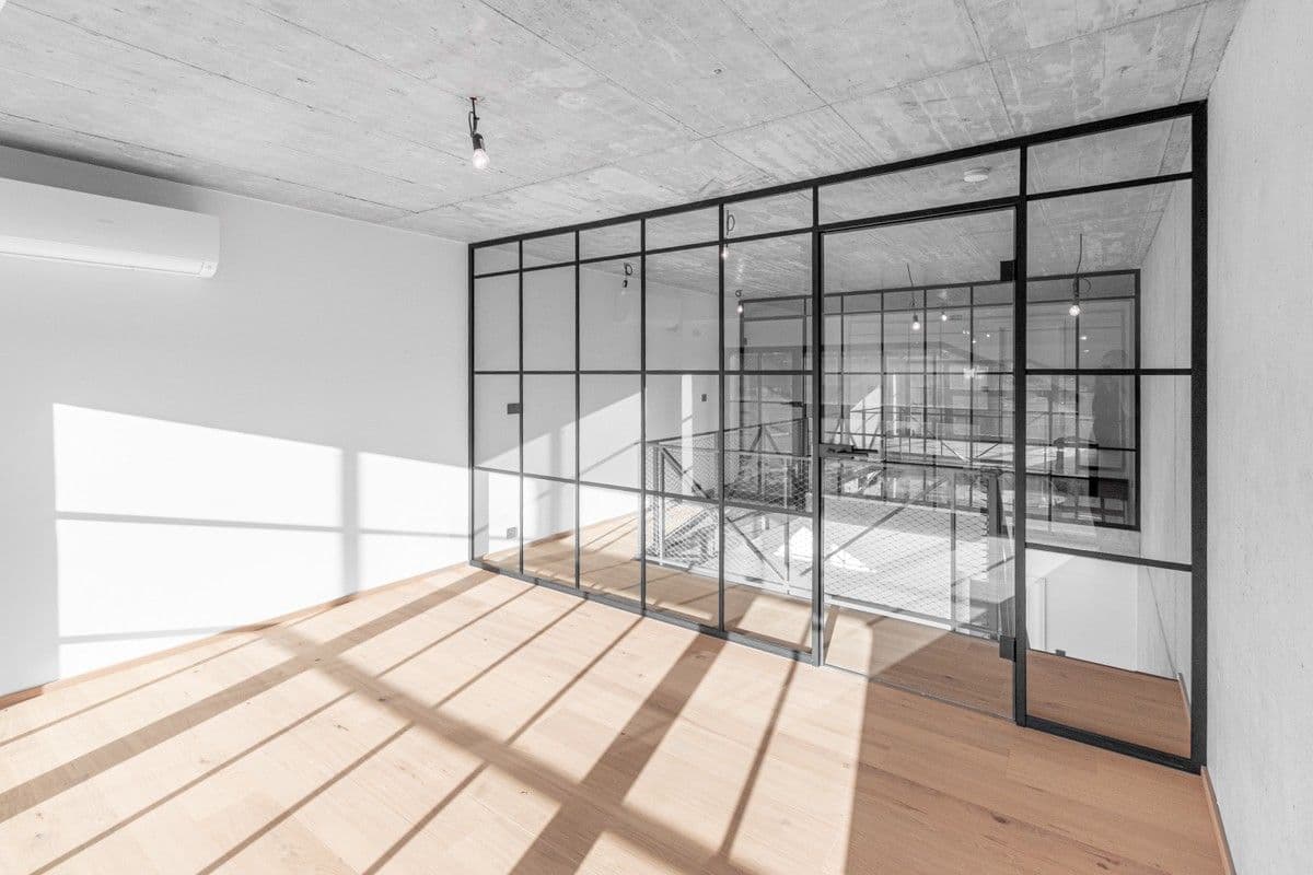 Pronájem bytu 3+kk 90 m², Kolbenova, Praha, Praha Pronájem bytu 3+kk 90 m², Kolbenova, Praha, Praha