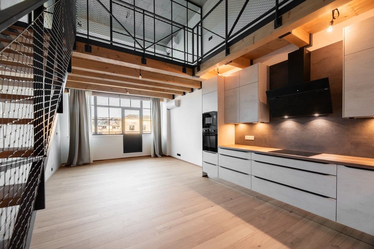 Pronájem bytu 3+kk 90 m², Kolbenova, Praha, Praha Pronájem bytu 3+kk 90 m², Kolbenova, Praha, Praha