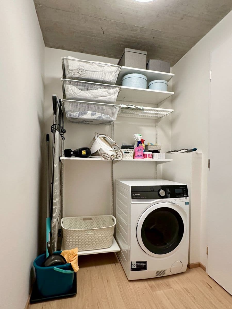 Pronájem bytu 3+kk 90 m², Kolbenova, Praha, Praha Pronájem bytu 3+kk 90 m², Kolbenova, Praha, Praha