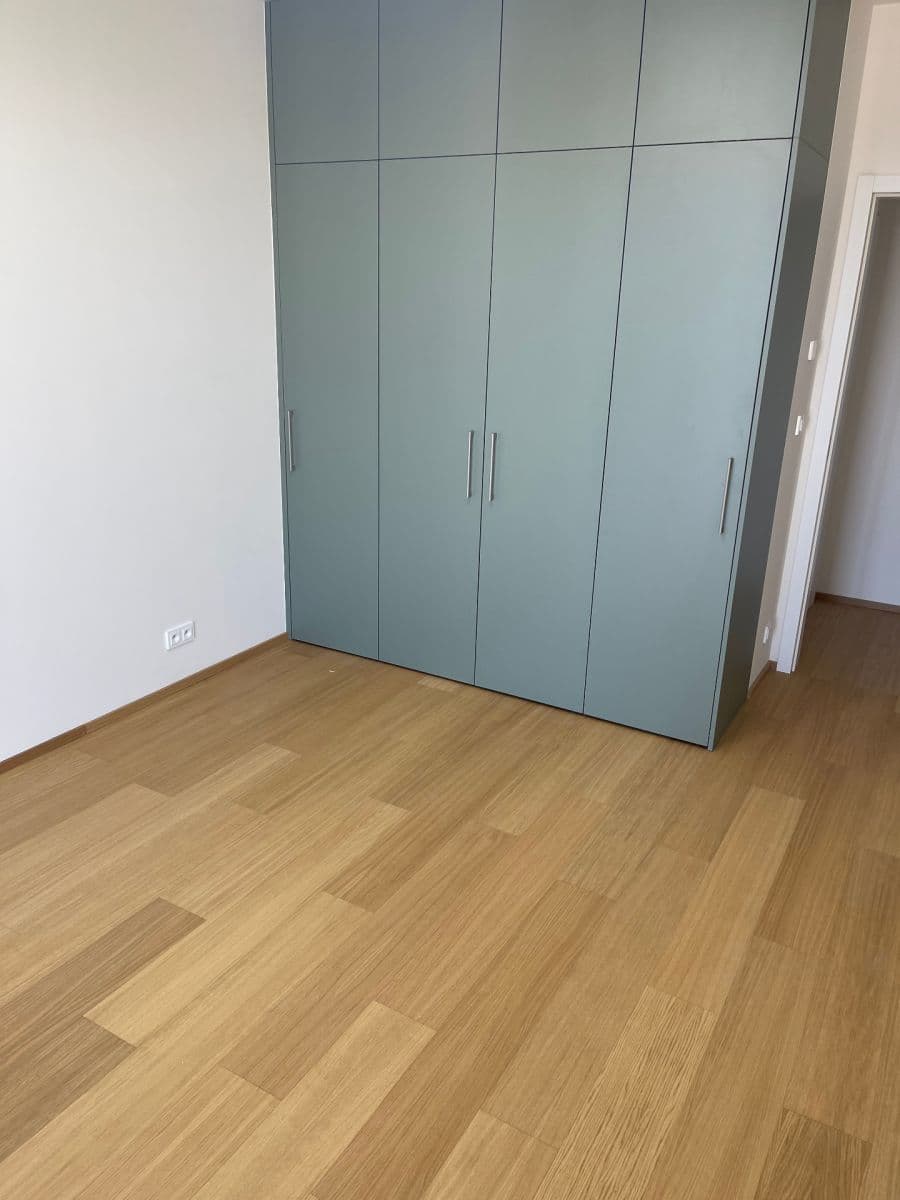 Prodej bytu 3+kk 80 m², V Třešňovce, Praha, Praha Prodej bytu 3+kk 80 m², V Třešňovce, Praha, Praha