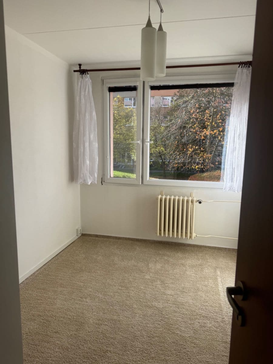 Pronájem bytu 2+kk 40 m², Benešovská, Kladno, Středočeský kraj Pronájem bytu 2+kk 40 m², Benešovská, Kladno, Středočeský kraj