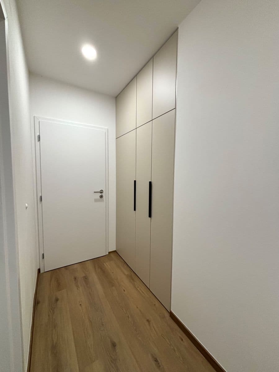 Pronájem bytu 3+kk 50 m², Nad Dalmatinkou, Plzeň, Plzeňský kraj Pronájem bytu 3+kk 50 m², Nad Dalmatinkou, Plzeň, Plzeňský kraj
