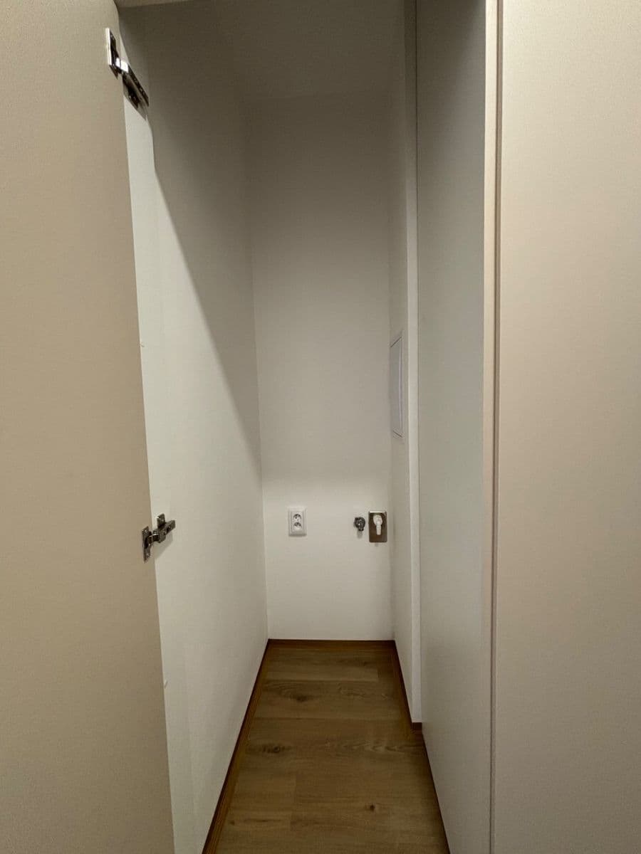 Pronájem bytu 3+kk 50 m², Nad Dalmatinkou, Plzeň, Plzeňský kraj Pronájem bytu 3+kk 50 m², Nad Dalmatinkou, Plzeň, Plzeňský kraj