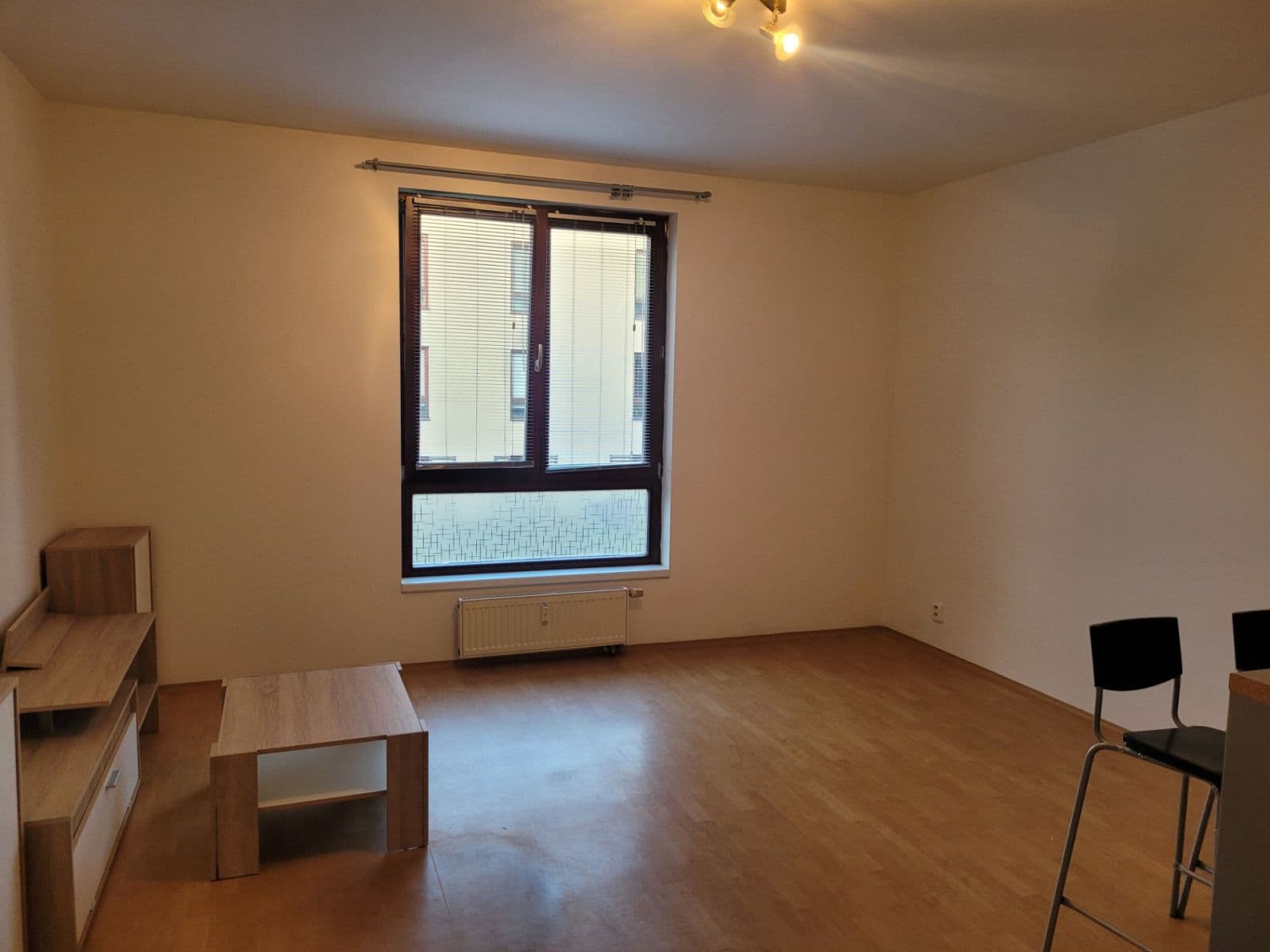 Pronájem bytu 1+kk 30 m², Za Mlýnem, Hostivice, Středočeský kraj Pronájem bytu 1+kk 30 m², Za Mlýnem, Hostivice, Středočeský kraj