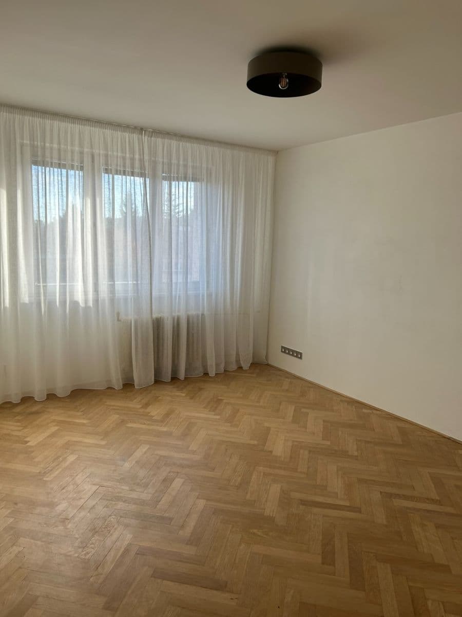 Pronájem bytu 2+1 55 m², Na Petřinách, Praha, Praha Pronájem bytu 2+1 55 m², Na Petřinách, Praha, Praha