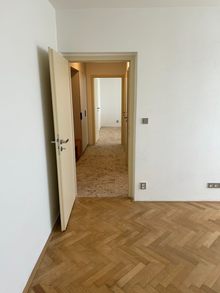 Pronájem bytu 2+1 55 m², Na Petřinách, Praha, Praha Pronájem bytu 2+1 55 m², Na Petřinách, Praha, Praha