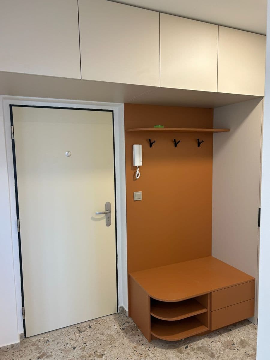 Pronájem bytu 2+1 55 m², Na Petřinách, Praha, Praha Pronájem bytu 2+1 55 m², Na Petřinách, Praha, Praha