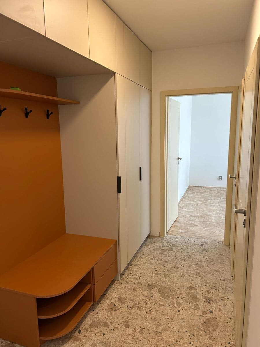 Pronájem bytu 2+1 55 m², Na Petřinách, Praha, Praha Pronájem bytu 2+1 55 m², Na Petřinách, Praha, Praha