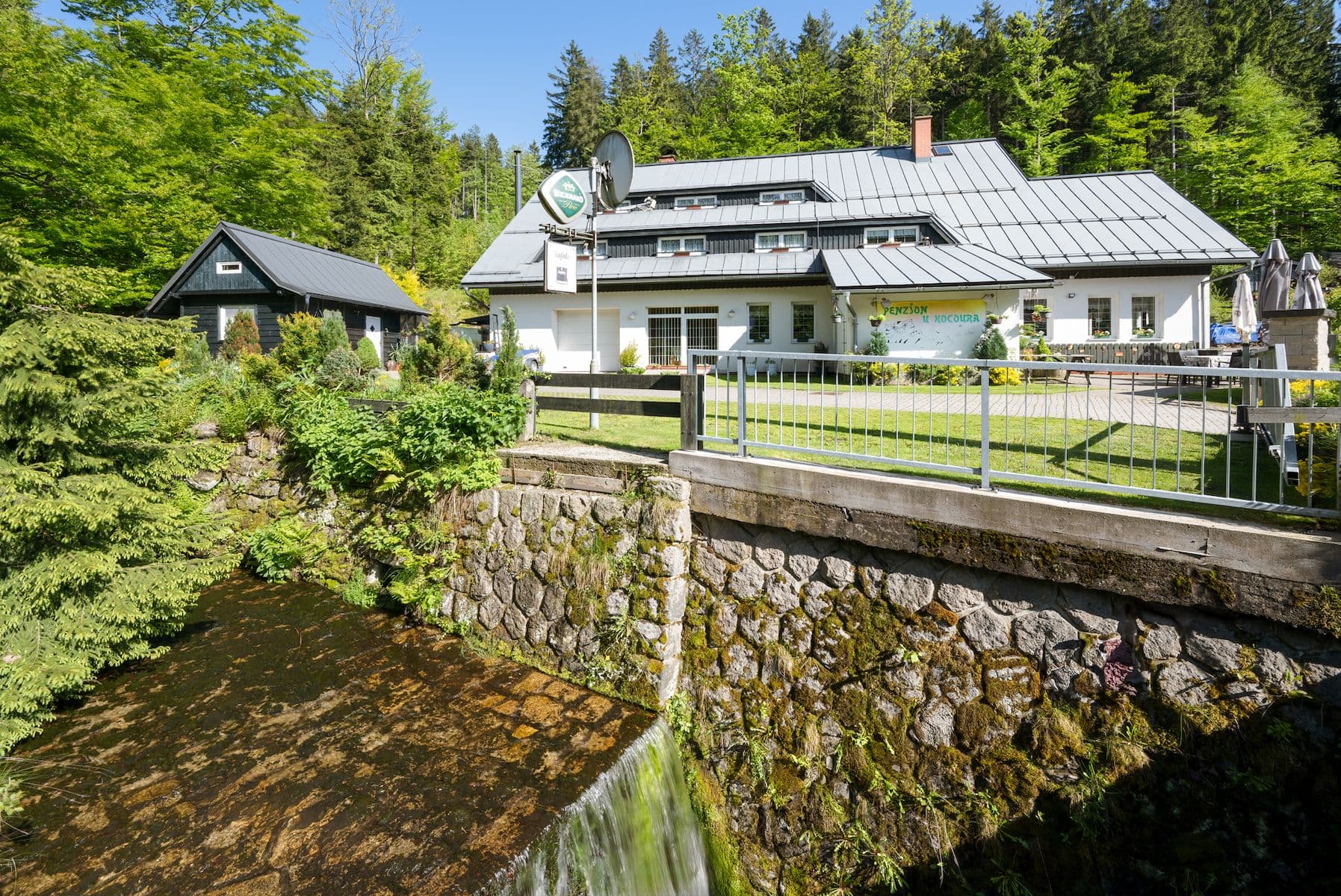 Prodej domu 647 m², pozemek 1.445 m², Polubenská, Desná, Liberecký kraj Prodej domu 647 m², pozemek 1.445 m², Polubenská, Desná, Liberecký kraj