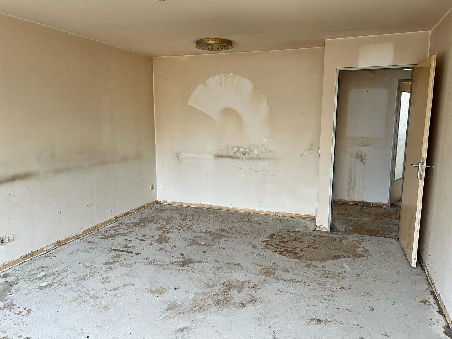 Prodej domu 110 m², pozemek 350 m², Töging, Bavorsko Prodej domu 110 m², pozemek 350 m², Töging, Bavorsko