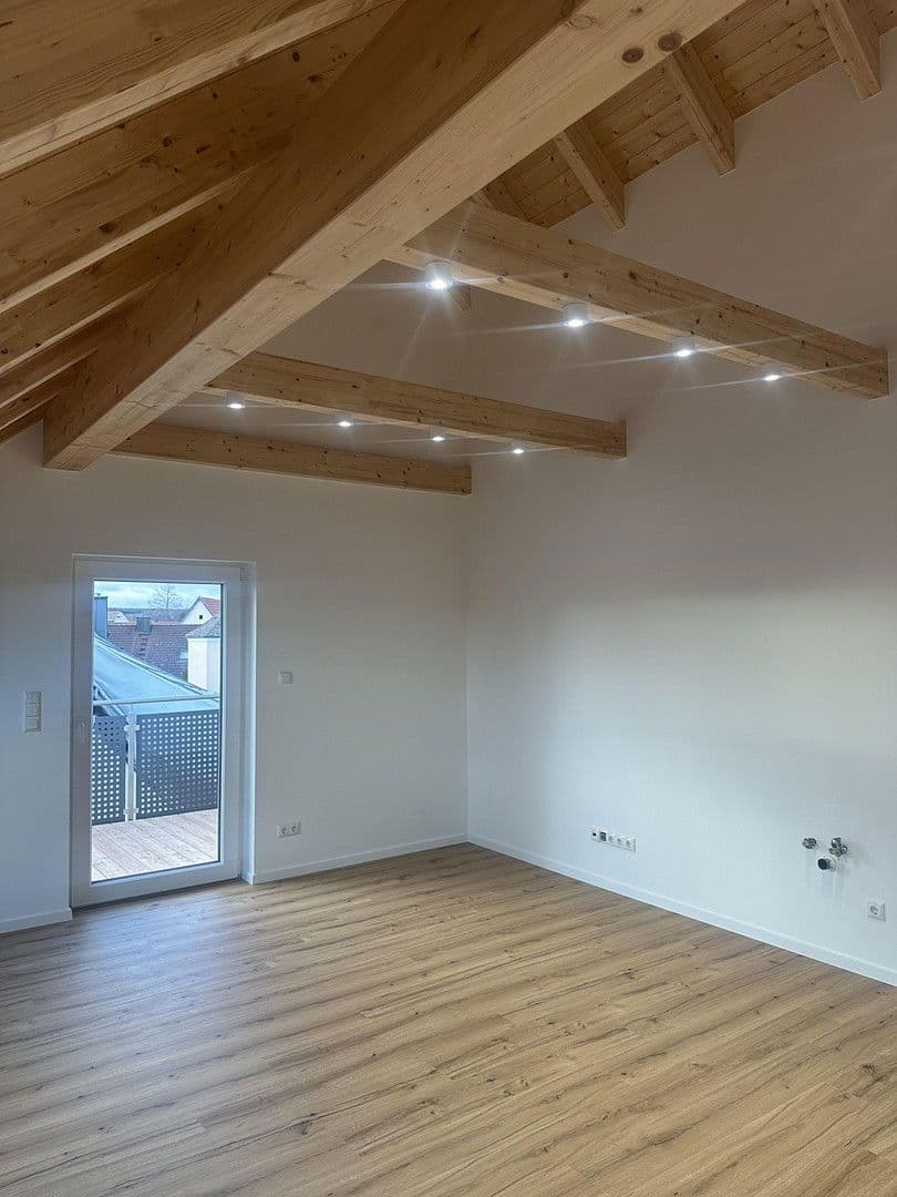 Prodej domu 317 m², pozemek 537 m², Höchstadt an der Aisch, Bavorsko Prodej domu 317 m², pozemek 537 m², Höchstadt an der Aisch, Bavorsko