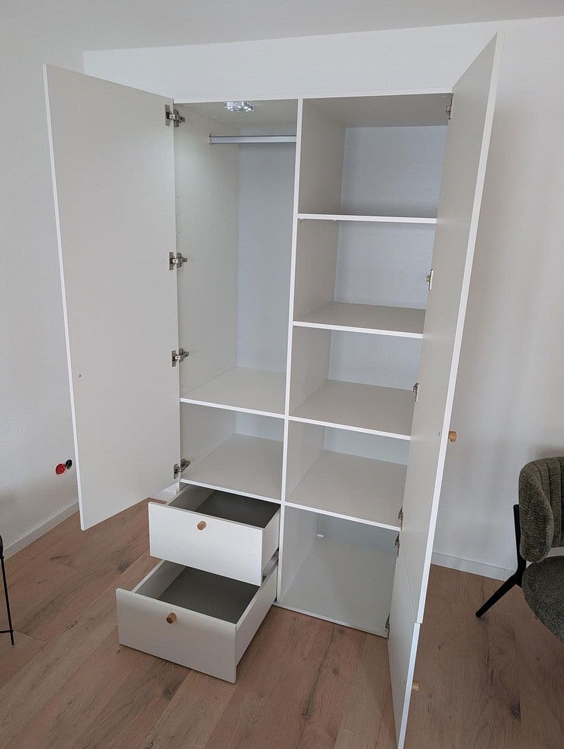 Pronájem bytu 1+1 39 m², Wimpfener Straße 15, Neckarsulm, Bádensko-Württembersko Pronájem bytu 1+1 39 m², Wimpfener Straße 15, Neckarsulm, Bádensko-Württembersko