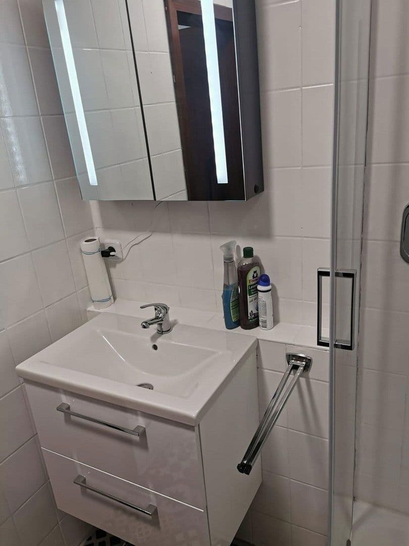 Pronájem bytu 1+1 30 m², Obere Gartenstraße 2, Göppingen, Bádensko-Württembersko Pronájem bytu 1+1 30 m², Obere Gartenstraße 2, Göppingen, Bádensko-Württembersko