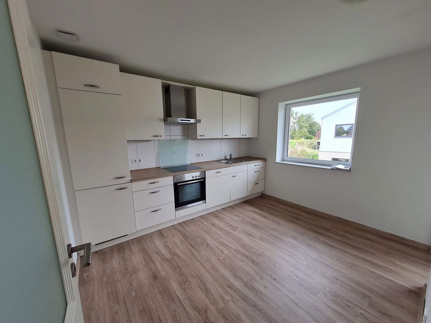 Prodej domu 525 m², pozemek 1.200 m², Albert-Johannsen-Ring 20, Husum, Šlesvicko-Holštýnsko Prodej domu 525 m², pozemek 1.200 m², Albert-Johannsen-Ring 20, Husum, Šlesvicko-Holštýnsko