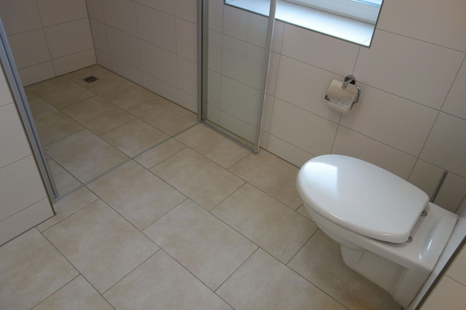 Prodej domu 525 m², pozemek 1.200 m², Albert-Johannsen-Ring 20, Husum, Šlesvicko-Holštýnsko Prodej domu 525 m², pozemek 1.200 m², Albert-Johannsen-Ring 20, Husum, Šlesvicko-Holštýnsko