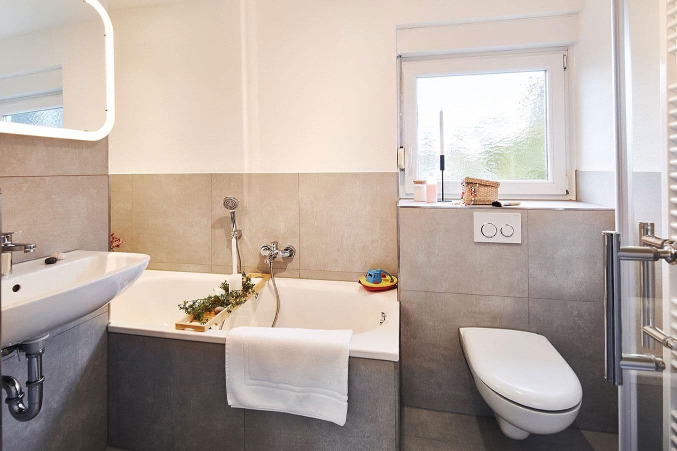 Prodej domu 130 m², pozemek 208 m², Erlangen, Bavorsko Prodej domu 130 m², pozemek 208 m², Erlangen, Bavorsko