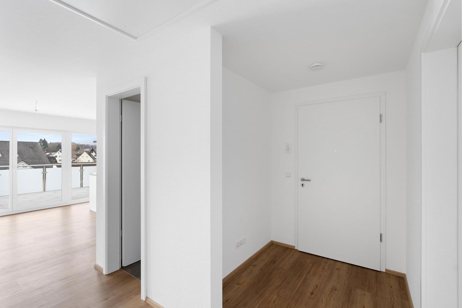 Pronájem bytu 3+kk 97 m², Untere Mühlbachstr. 9/1, Friedrichshafen, Bádensko-Württembersko Pronájem bytu 3+kk 97 m², Untere Mühlbachstr. 9/1, Friedrichshafen, Bádensko-Württembersko