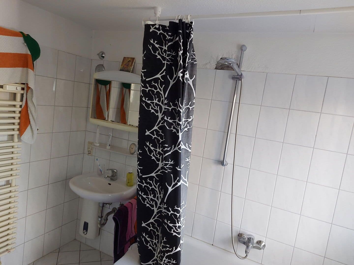 Pronájem bytu 3+1 78 m², Rheinstraße 53, Karlsruhe, Bádensko-Württembersko Pronájem bytu 3+1 78 m², Rheinstraße 53, Karlsruhe, Bádensko-Württembersko